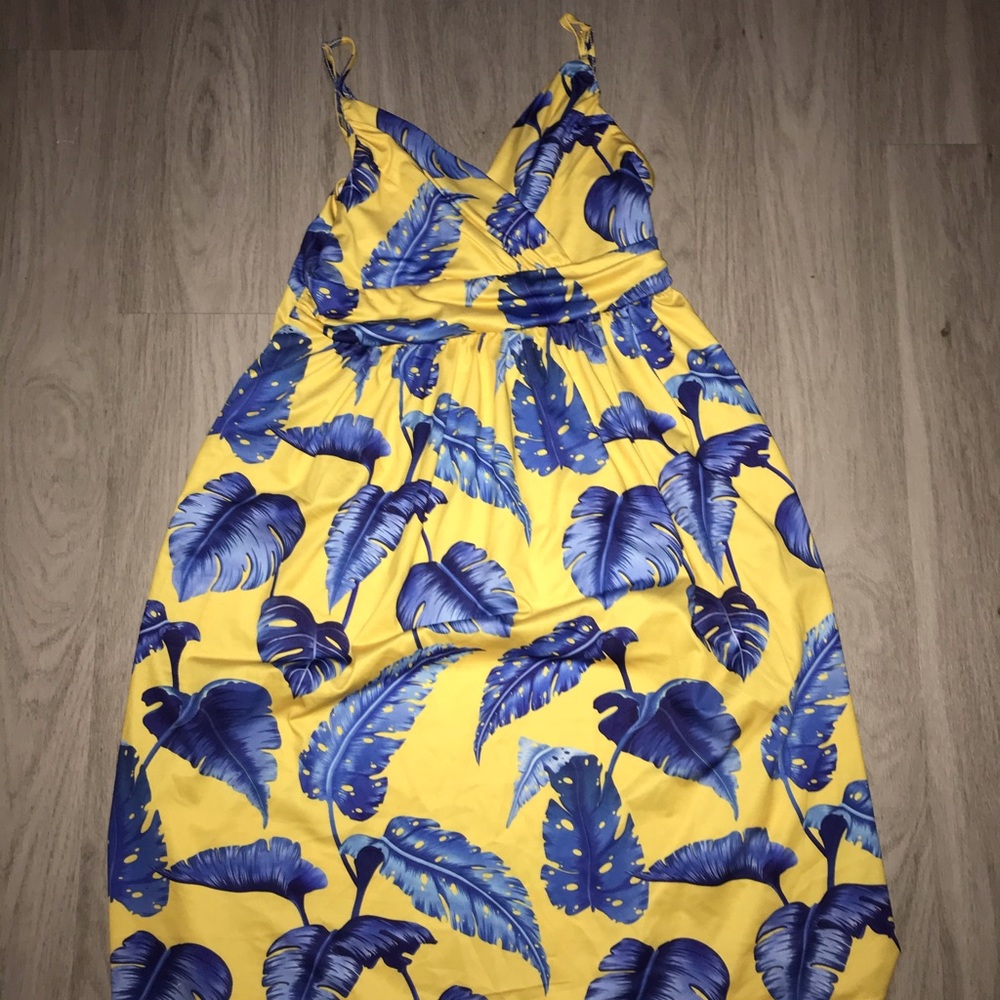Vibrant yellow & blue Hawaiian style leaf dress